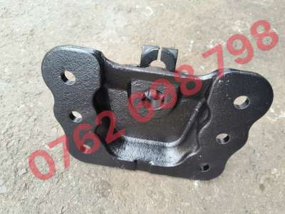 Bát nhíp hino 300 XZU/Dutro 4,5 - 5 tấn