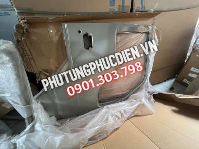 cánh cửa Isuzu QKR 1t9