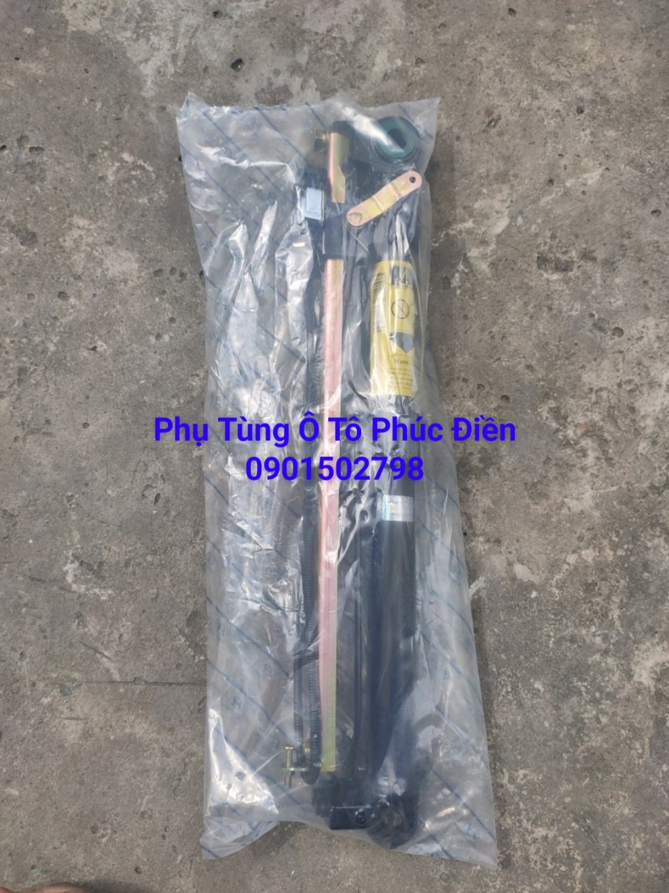 Ti đội cabin xe Huyndai HD700 đầu kéo chính hãng