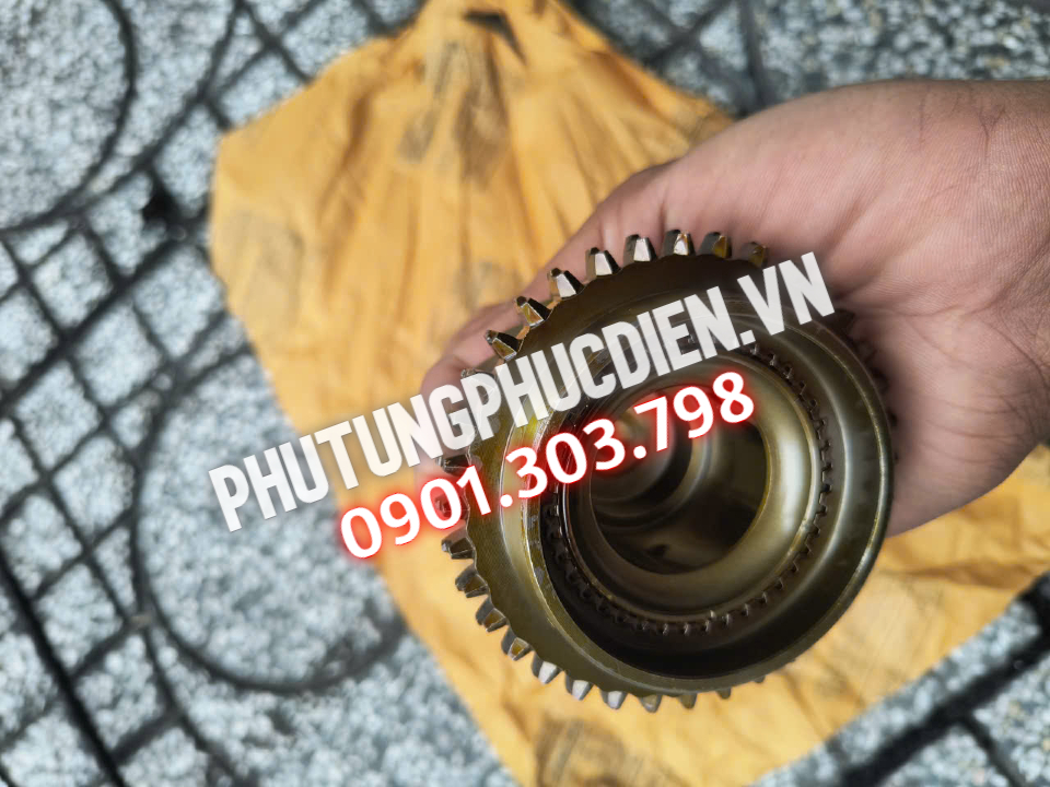 TRỤC CƠ ISUZU QKR 230 = QKR270 TRỤC CƠ ISUZU QKR 230 = QKR270