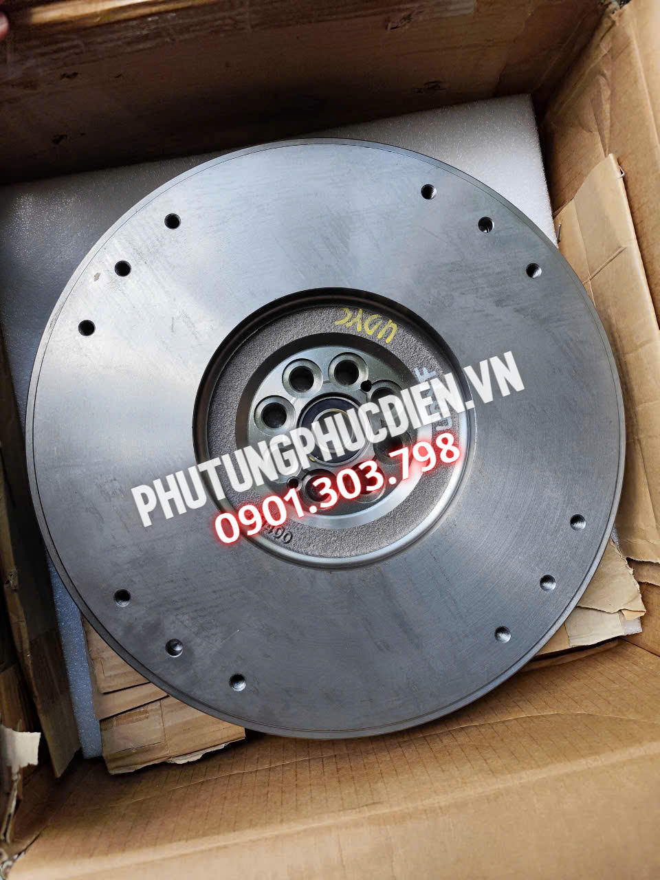 bánh đà bánh tráng trớn hyundai 75s