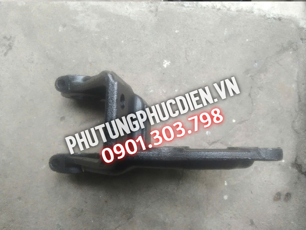 Bát nhíp trước Isuzu FVR900