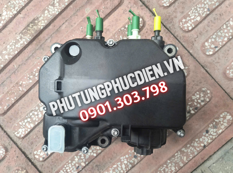 bình ure hino 700