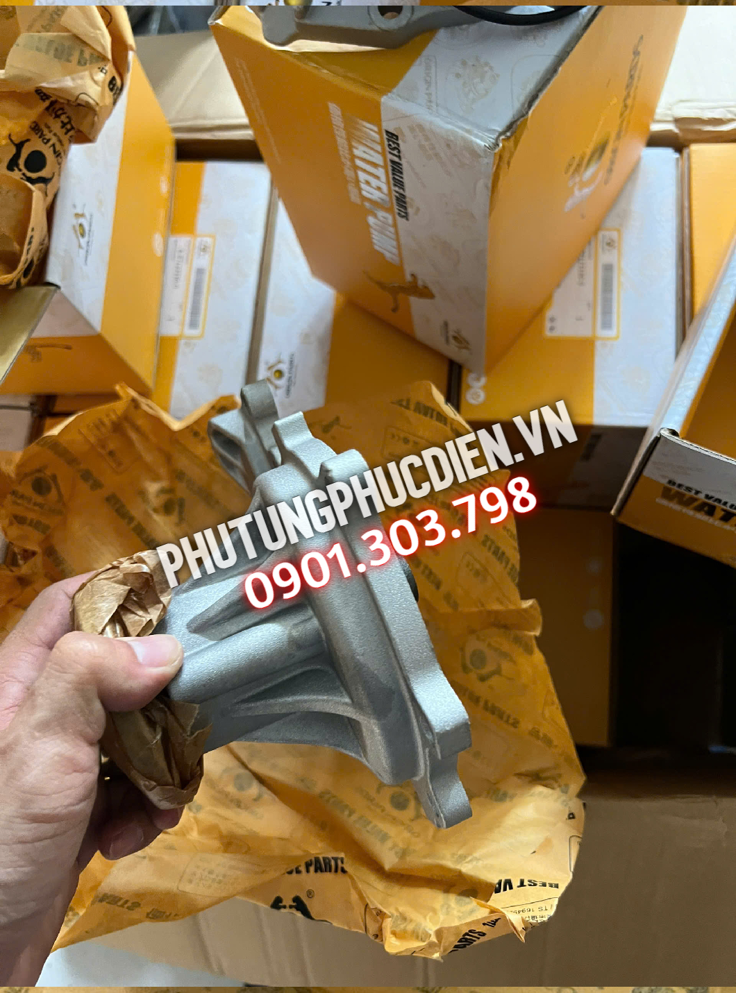 bơm nước xe tải Isuzu 6.2 tấn