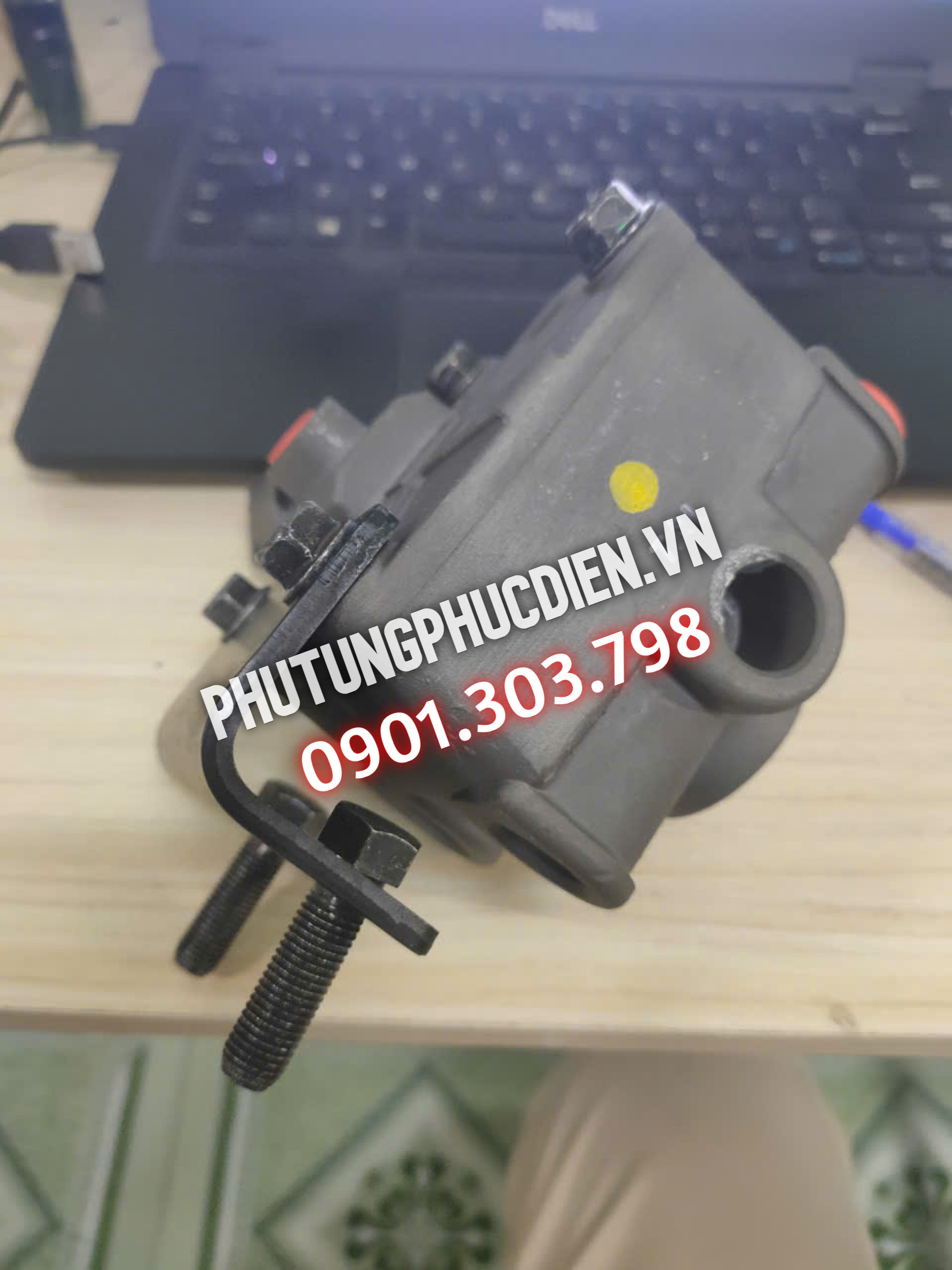 chia hơi r14 xe tải xe đầu kéo hyundai