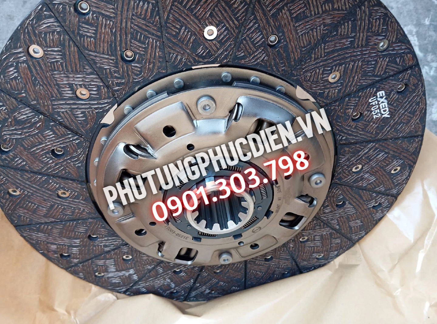 đĩa ly hợp hino 700