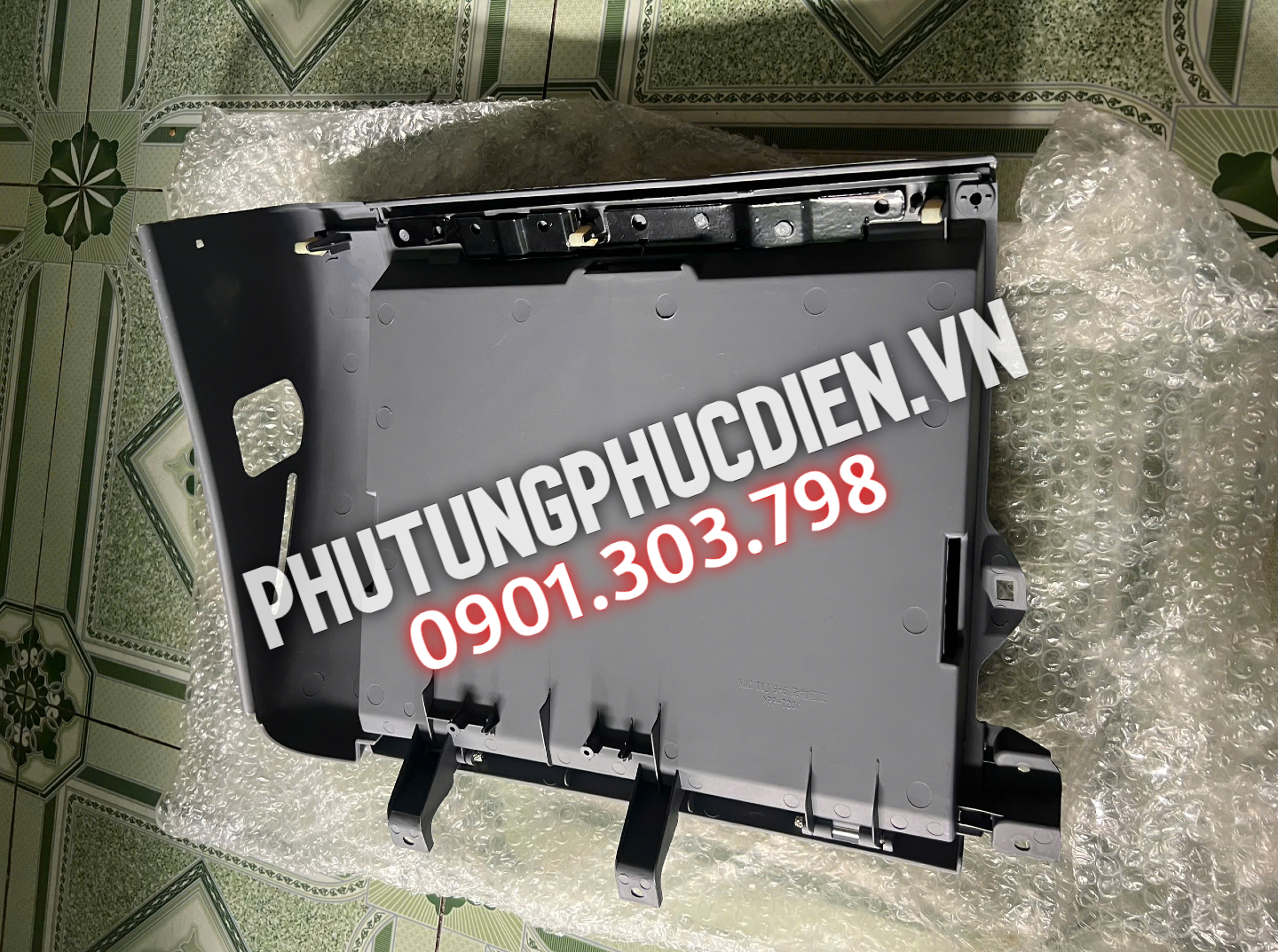hộp taplo fuso 3t5