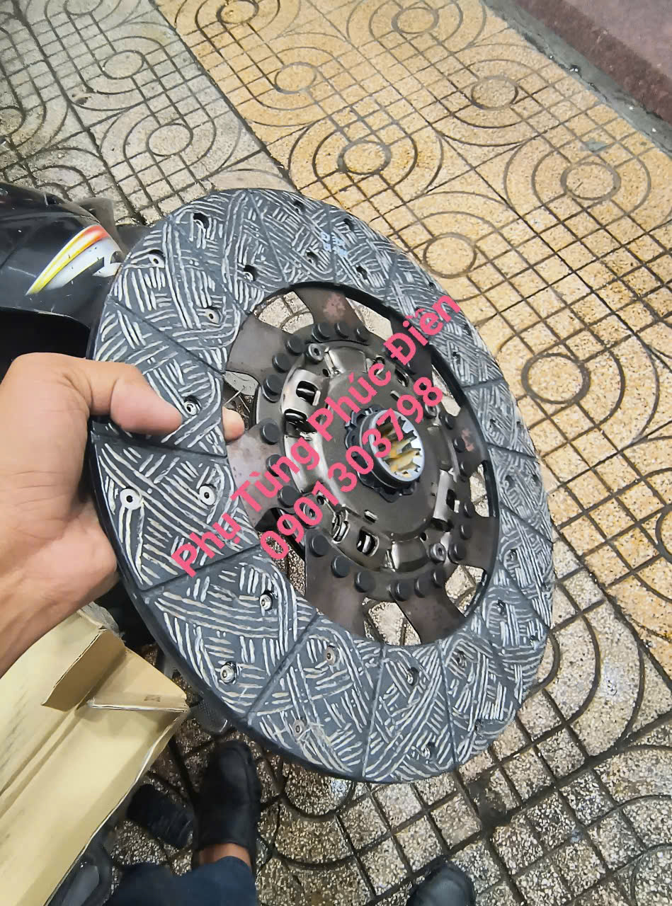 phụ tùng lá côn xe tải isuzu frr 6 tấn 2 chính hãng