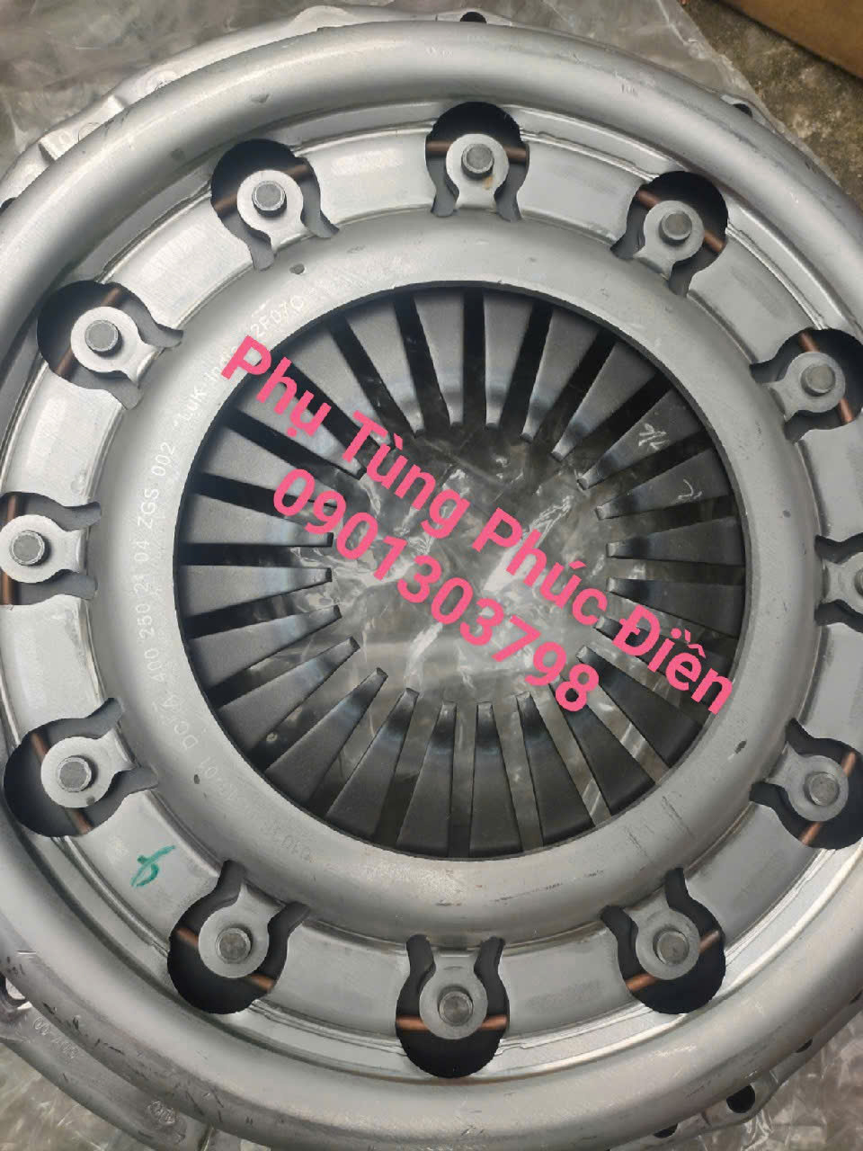 Mâm ép Amada xe tải fuso fi 7 tấn ấn độ