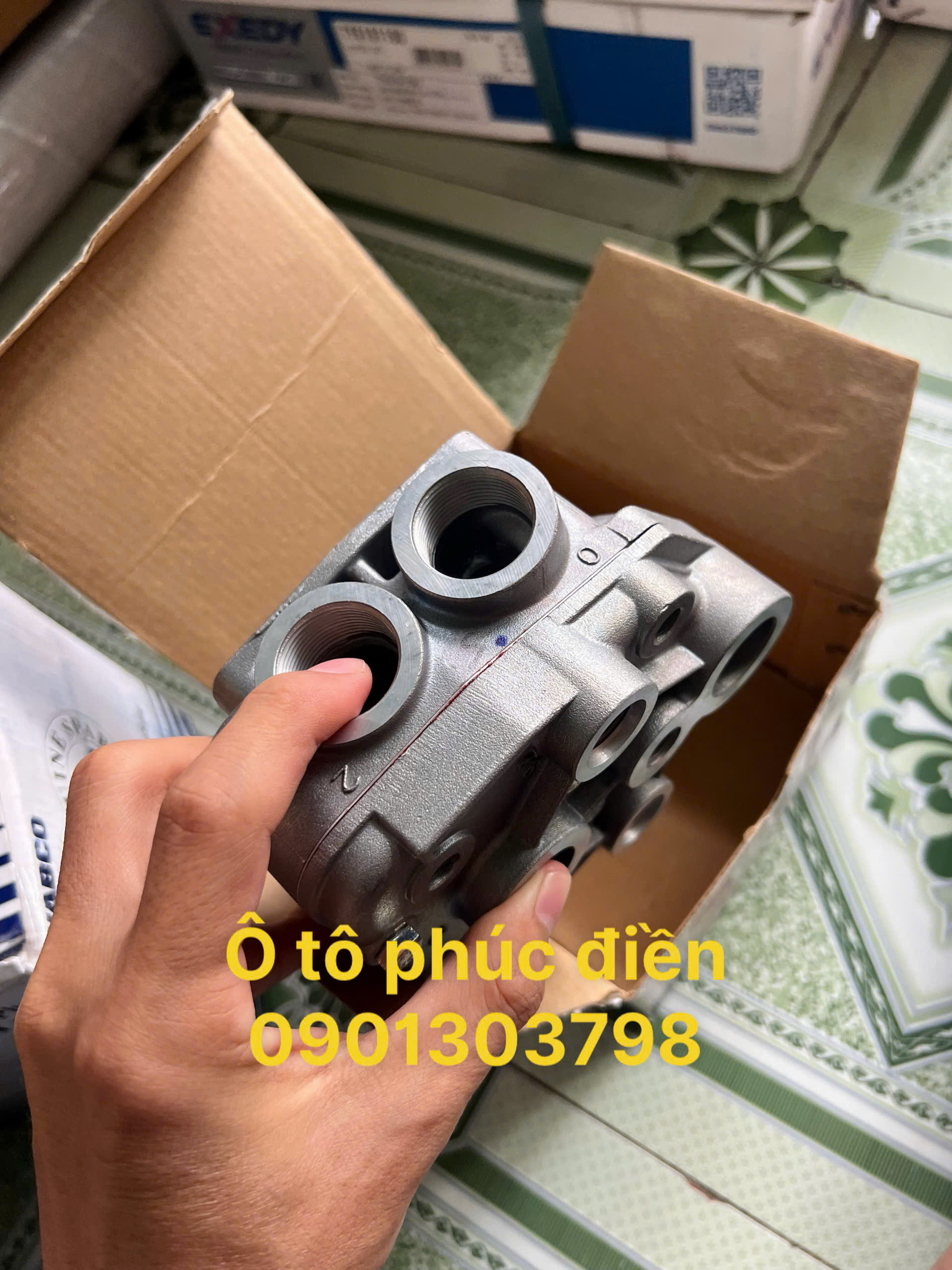mặt qui lát bơm hơi xe tải fuso fi 7 tấn ấn độ 