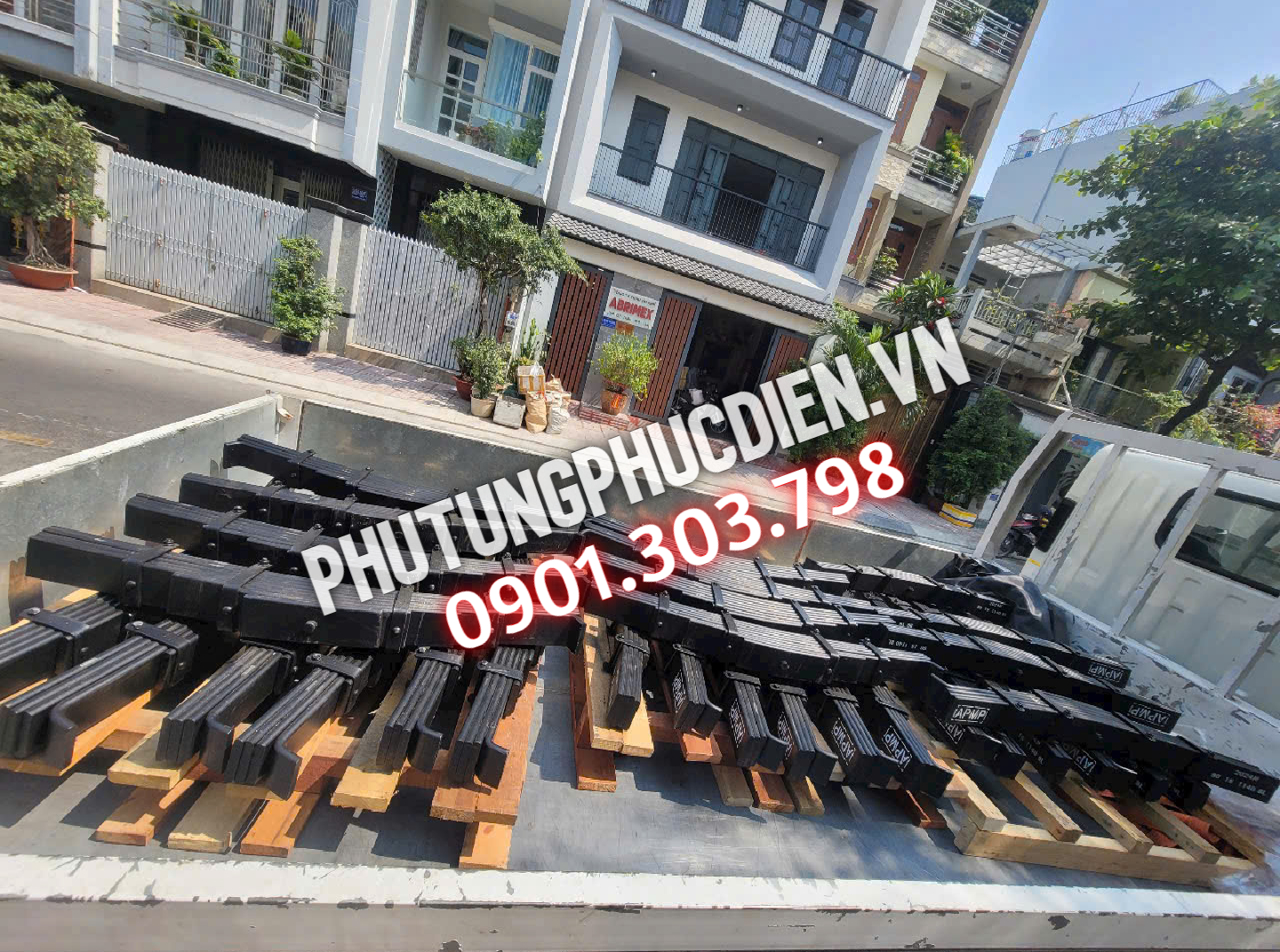 nhíp hino 700 đầu kéo